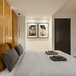 Innovative Boutique Flat In The Heart Of The City